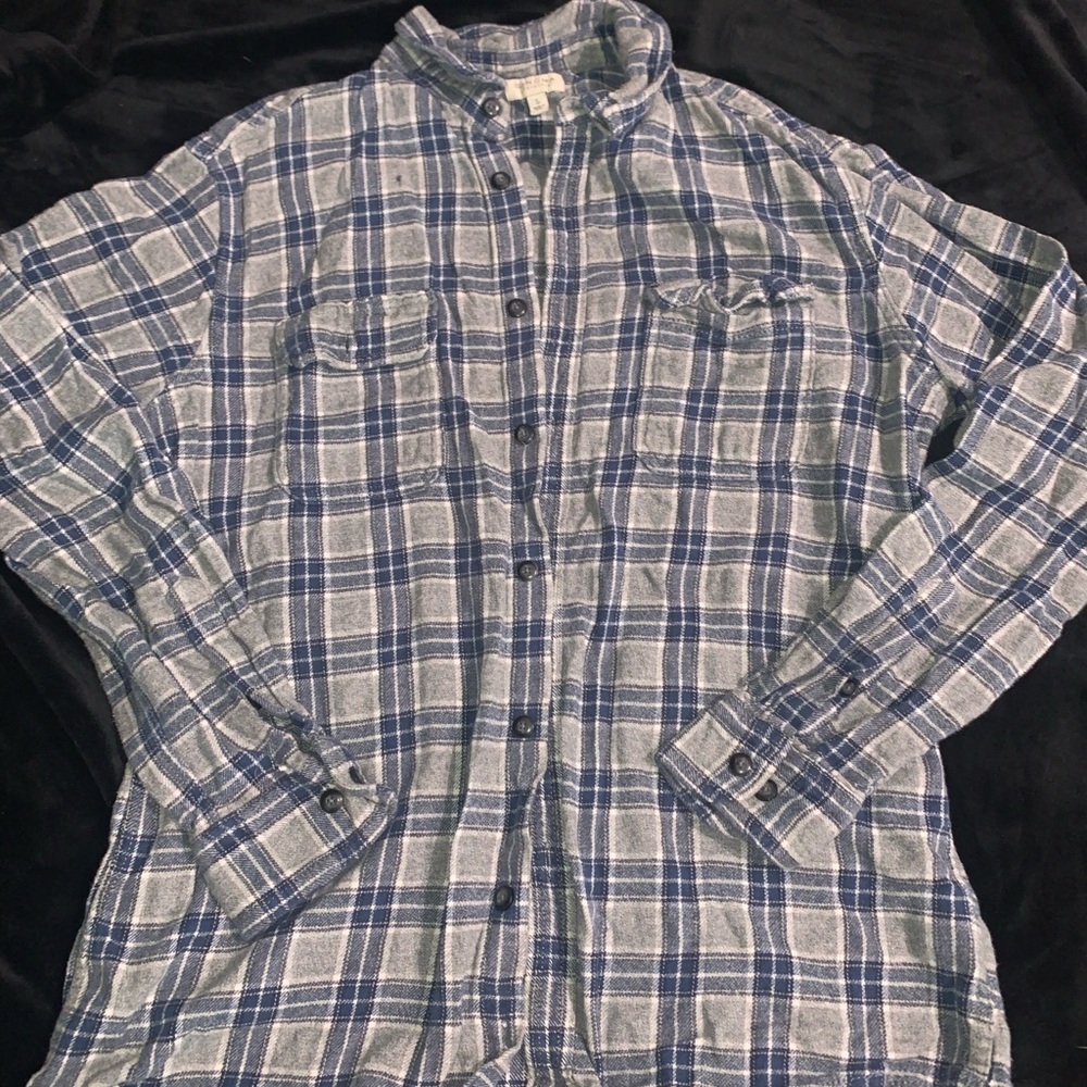 Men’s flannel shirt